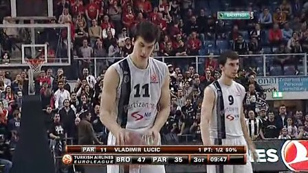 半场战报：三镇0-2山东，泽卡建功，刘洋破门（半场速报：三镇0-2山东，泽卡、刘洋先后建功）