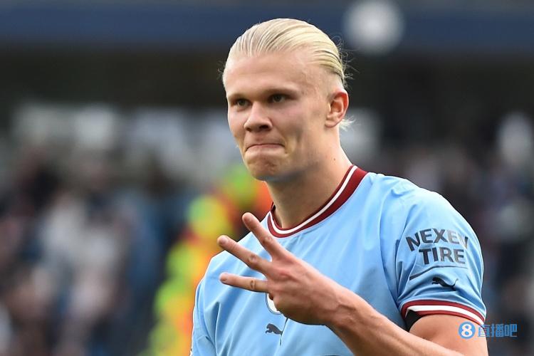 科莫利：聘请斯帕莱蒂在三天内完成；续约选项为期一年（科莫利称三天内敲定斯帕莱蒂签约，合同含一年续约条款）