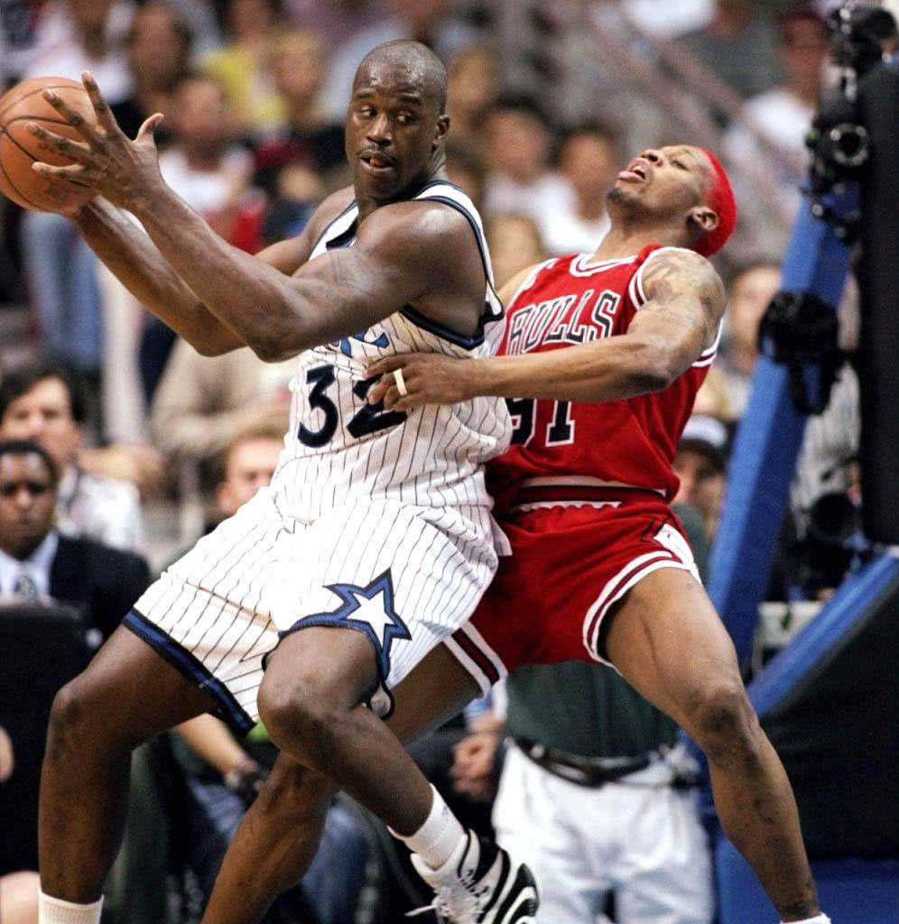 CBA最独特入队仪式！为何新队员到广东队第一件事先买电瓶车？（CBA最另类报到仪式：新援加盟广东队为何先买电瓶车？）