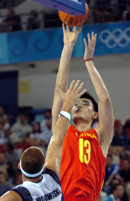 法甲战报：李刚仁、内维斯破门，巴黎3-0勒阿弗尔（法甲：李刚仁与内维斯建功，巴黎3比0完胜勒阿弗尔）