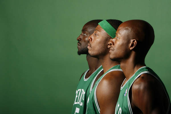 NBA季后赛展望：东部、西部第一轮对阵,（NBA季后赛前瞻：东西部首轮对决一览）