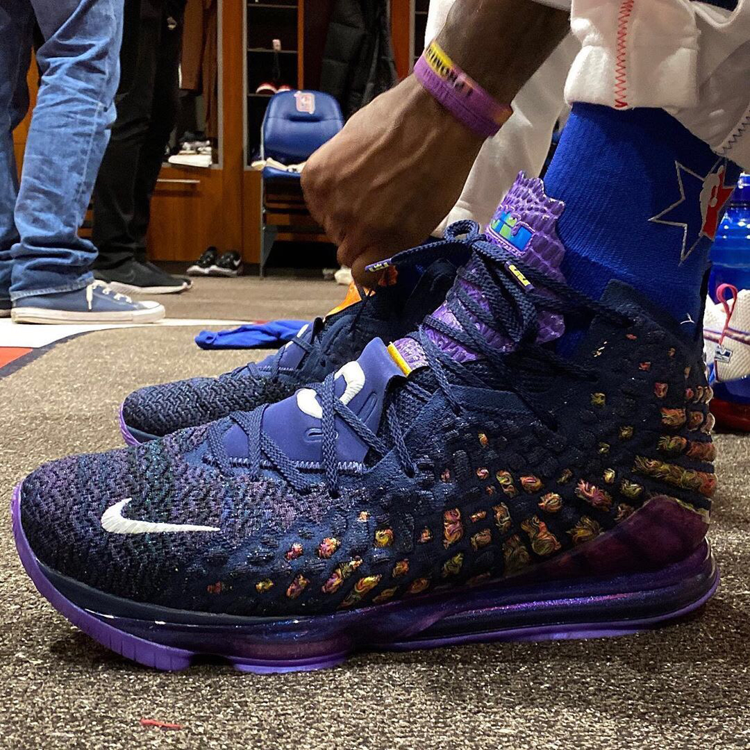 足球报：U系列联赛明年改制，U21和U19联赛合并踢周末赛制（足球报：明年U系列联赛重组，U21与U19合并改为周末赛）