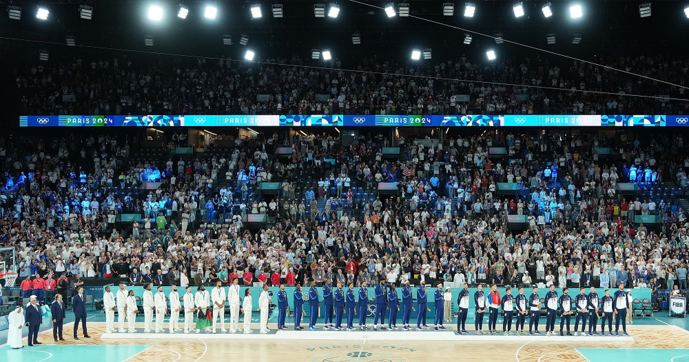 球迷：我们都在见证他的成长（球迷：他的成长，我们一起见证）