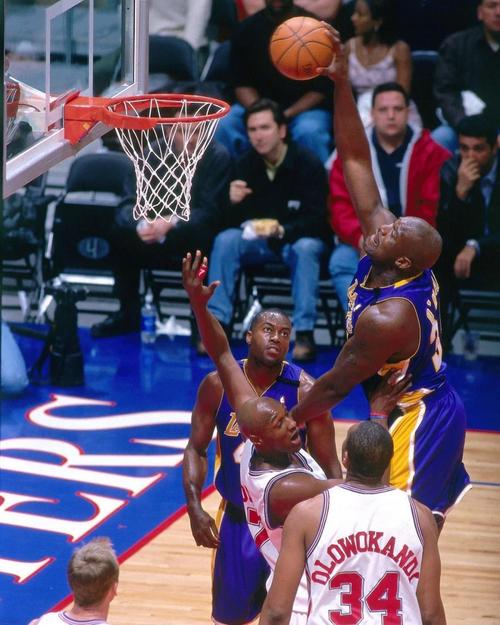 4大传奇+亿级补强！穆帅弃利物浦，会接米兰豪华剧本？（四大传奇助阵+上亿补强！穆里尼奥放弃利物浦，是否执掌豪华版米兰？）