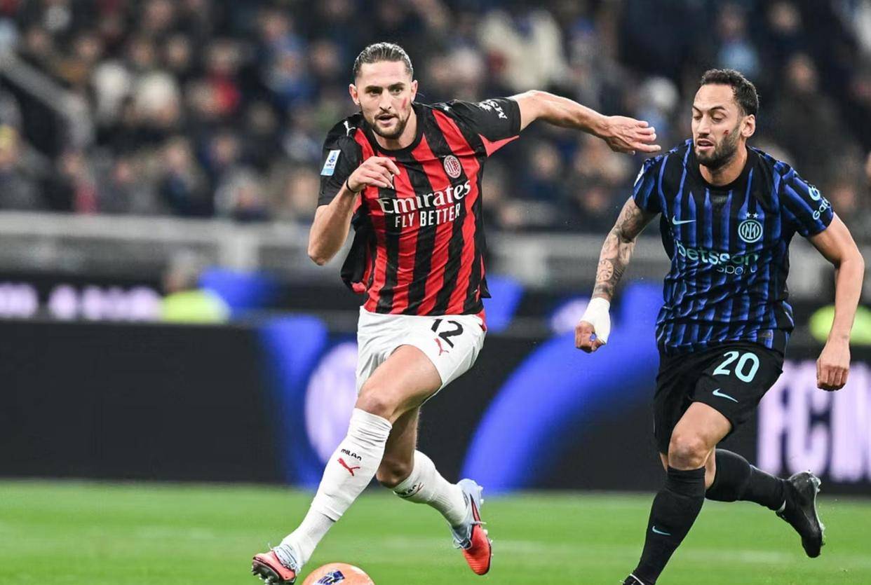 里昂新星再度闪光（里昂新秀再次大放异彩）